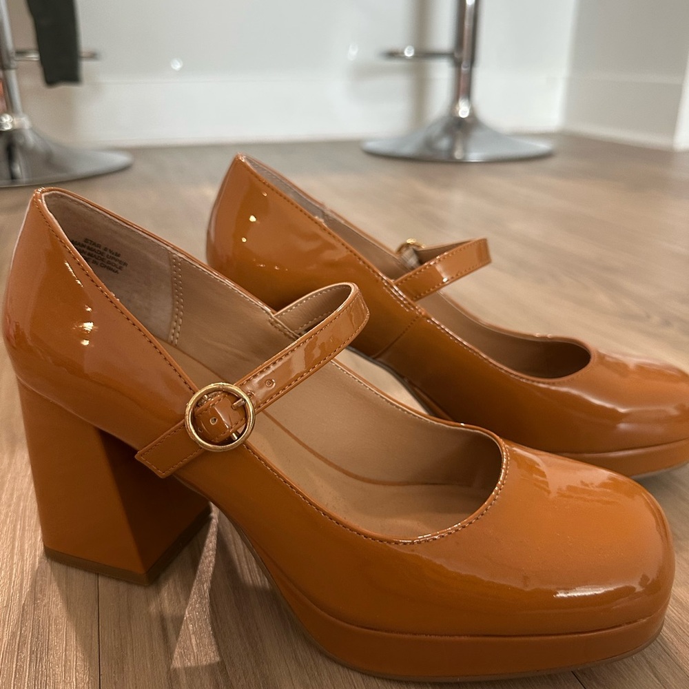 crown & ivy Tan Chunky Heel Mary Jane Pumps